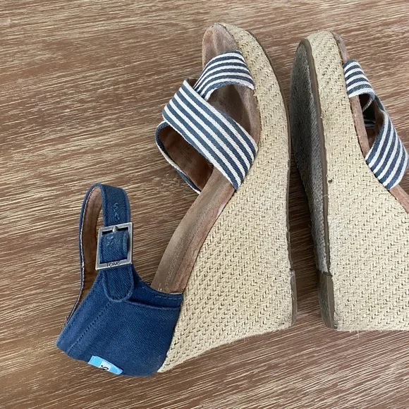 Toms Women’s Wedge Espadrille Strappy Sandals University Navy Size 8 - Picture 9 of 14
